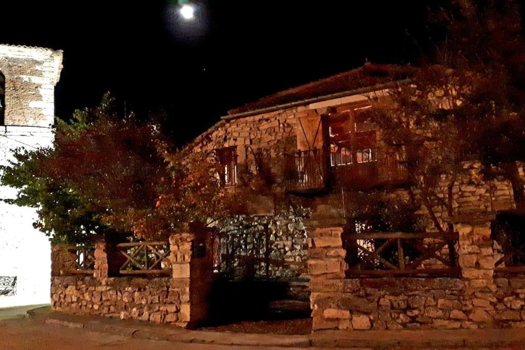 Casa Florentino Casa Centenaria Torre Val De San Pedro Dış mekan fotoğraf